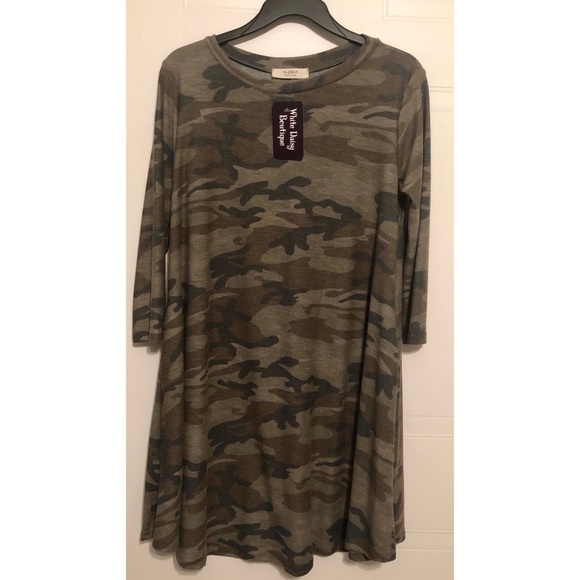 white daisy boutique Dresses & Skirts - Camo print dress